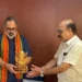 ഗണേശ വിഗ്രഹം സമ്മാനിച്ച് കേന്ദ്ര മന്ത്രി രാജീവ് ചന്ദ്രശേഖർ. എൻ എസ് എസ് പ്രവർത്തകർക്ക്
