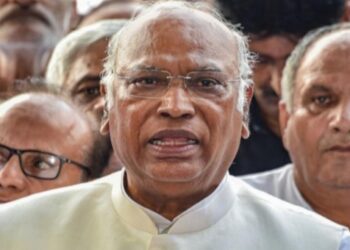 വരുന്ന ലോക്സഭ തെരഞ്ഞെടുപ്പിൽ ബിജെപിയെ അധികാരത്തിൽനിന്ന് പുറത്താക്കുമെന്ന് കോൺഗ്രസ് അധ്യക്ഷൻ ഖാര്‍ഗെ.