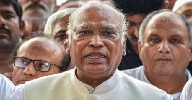 വരുന്ന ലോക്സഭ തെരഞ്ഞെടുപ്പിൽ ബിജെപിയെ അധികാരത്തിൽനിന്ന് പുറത്താക്കുമെന്ന് കോൺഗ്രസ് അധ്യക്ഷൻ ഖാര്ഗെ.