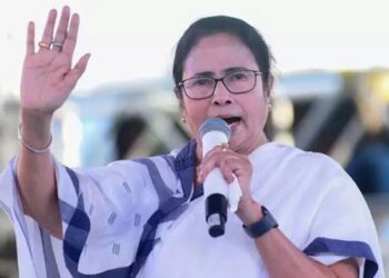 എല്ലാ മതങ്ങളേയും ബഹുമാനിക്കണം; സനാതന ധര്‍മം ഉദയനിധിയെ തള്ളി മമത ബാനര്‍ജി