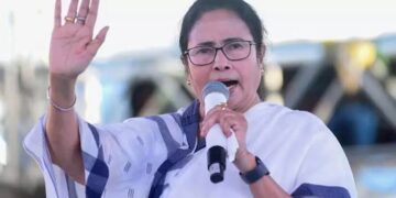 എല്ലാ മതങ്ങളേയും ബഹുമാനിക്കണം; സനാതന ധര്‍മം ഉദയനിധിയെ തള്ളി മമത ബാനര്‍ജി