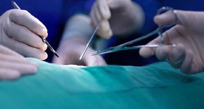 നവജാത ശിശുവിന്റെ ആമാശയത്തിലെ സുഷിരമടച്ചു; അപൂർവ ശസ്ത്രക്രിയയിൽ