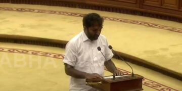 നിയമസഭാം​ഗമായി സത്യപ്രതിജ്ഞ ചെയ്തു; ചാണ്ടി ഉമ്മന്‍