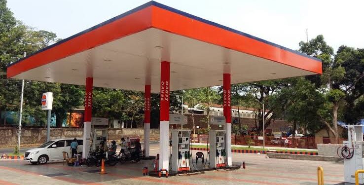 നിങ്ങൾക്ക് ഈ 6 സൗകര്യങ്ങൾ സൗജന്യമായി ലഭിക്കും; പെട്രോൾ പമ്പിൽ ഇന്ധനം മാത്രമല്ല