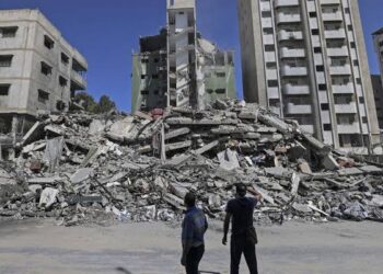 THE ISRAEL-PALESTINIAN CONFLICT: A STRUGGLE FOR THE HOMELESS