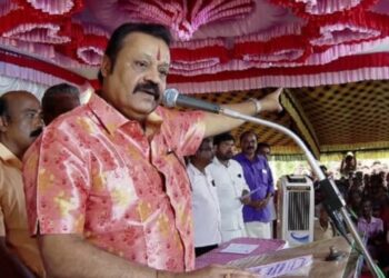 യൂത്ത് കോൺഗ്രസ് പ്രവർത്തകരെ പിന്തുണച്ച് നടനും ബിജെപി നേതാവുമായ സുരേഷ് ഗോപി