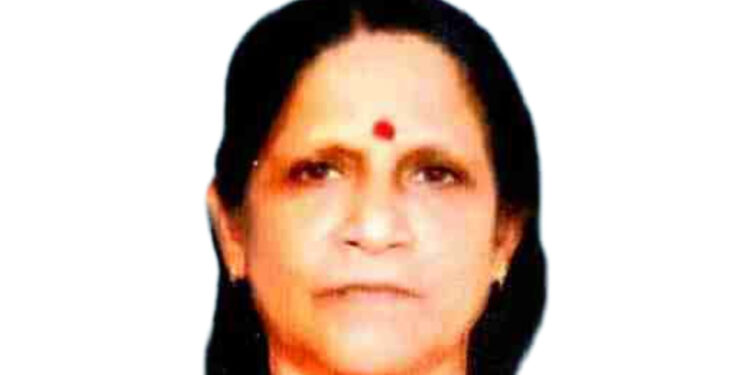 സ​തി (65)
