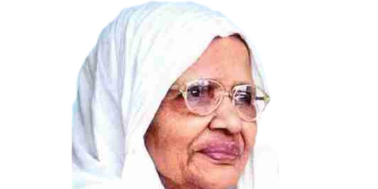 ആ​യി​ഷാ​ബി (90)