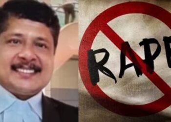 ഗവൺമെന്‍റ് പ്ലീഡറെ പുറത്താക്കി