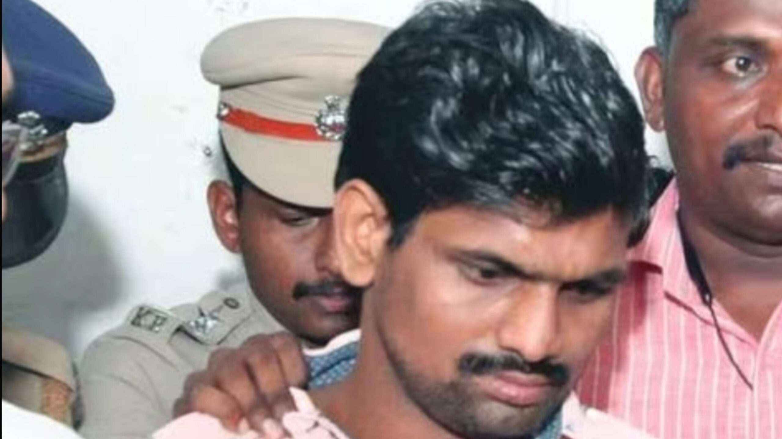 ശിക്ഷാവിധി നവംബര്‍ 14-ന് ;ആലുവയില്‍ അഞ്ചുവയസ്സുകാരിയെ ബലാത്സംഗംചെയ്ത് കൊന്ന കേസില്‍
