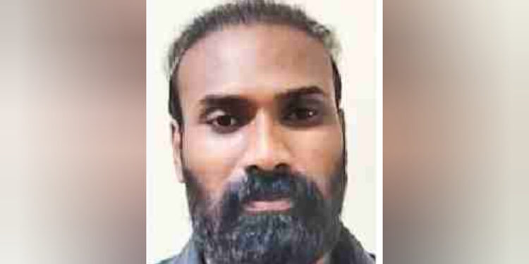 യുവതിയെയും കുടുംബത്തെയും ഭീഷണിപ്പെടുത്തി; പണം തട്ടിയയാൾ പിടിയിൽ