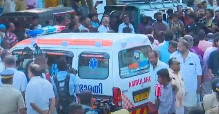 കര്ഷകന്റെ ആത്മഹത്യ: മൃതദേഹവുമായി റോഡ് ഉപരോധിച്ചു