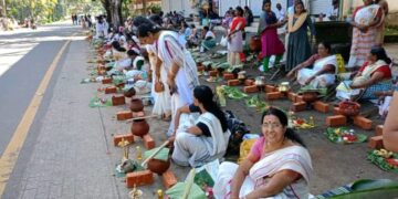 മഹായാഗഭൂമിയായി ചക്കുളത്തുകാവ് ശ്രീഭഗവതി ക്ഷേത്രം; വ്യതശുദ്ധിയോടെ ഭക്തർ പൊങ്കാല സമർപ്പണം നടത്തി