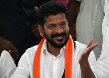 എ. രേവന്ത് റെഡ്ഡി നയിക്കും; തെലങ്കാനയിലെ ആദ്യ കോൺഗ്രസ് സർക്കാരിനെ