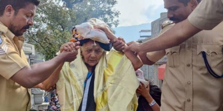 നൂറാം വയസ്സിൽ കന്നിമല ചവിട്ടി; പാറുക്കുട്ടിയമ്മ