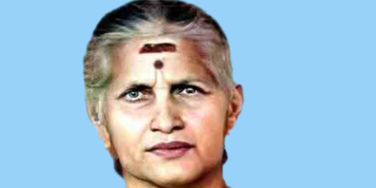 സാവിത്രിയമ്മ (74)