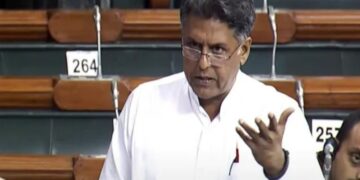 അടിയന്തര പ്രമേയത്തിന് നോട്ടീസ് നൽകി മനീഷ് തിവാരി; ഖത്തറിൽ തടവിലാക്കപ്പെട്ട ഇന്ത്യൻ നാവികരുടെ വിഷയം ചർച്ച ചെയ്യണം