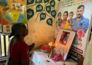 അംഗനവാടിയിൽ ആദിയുടെയും,ആദിലിന്റെയും സ്മരണപുതുക്കി പുഷ്പാർച്ചന നടത്തി