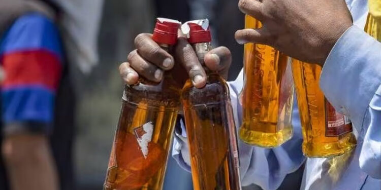 സംസ്ഥാനത്ത് റെക്കോഡ് മദ്യവിൽപന; 3 ദിവസംകൊണ്ട് മലയാളി കുടിച്ചത് 154 കോടിയുടെ മദ്യം