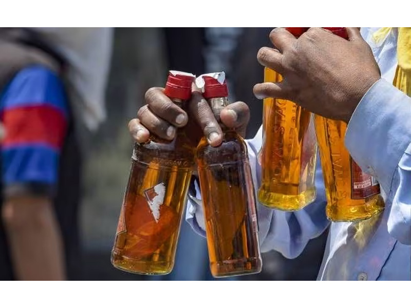 സംസ്ഥാനത്ത് റെക്കോഡ് മദ്യവിൽപന; 3 ദിവസംകൊണ്ട് മലയാളി കുടിച്ചത് 154 കോടിയുടെ മദ്യം