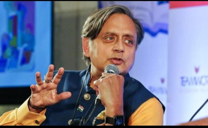 പ്രധാനമന്ത്രി നരേന്ദ്രമോദി തിരുവനന്തപുരത്തു വന്ന് മത്സരിച്ചാലും തന്നെ തോൽപ്പിക്കാൻ കഴിയില്ല: ശശി തരൂർ