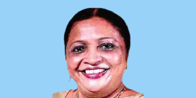 ലു​ബ്‌​ന സാ​ദി​ഖ് (63)