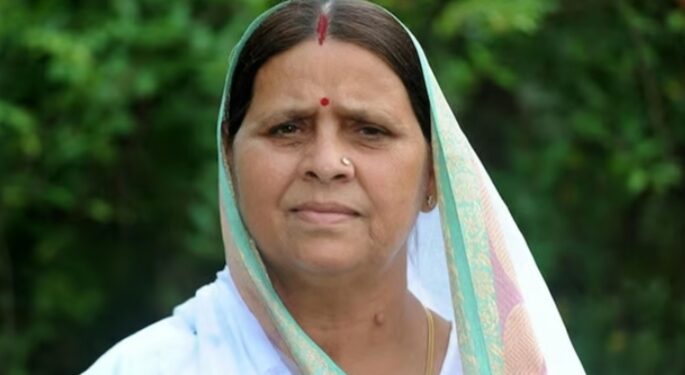 ജോലിക്ക് ഭൂമി അഴിമതി കേസിൽ; ബിഹാർ മുൻ മുഖ്യമന്ത്രി റാബ്‌റി ദേവിക്കും മക്കൾക്കും ജാമ്യം