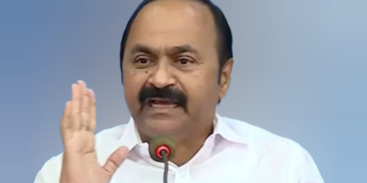 കമിഴ്ന്നു വീണാൽ കാൽപ്പണവുമായി പൊങ്ങുന്ന അഴിമതിക്കാരാണ്; കേരള സർക്കാർ  വി ഡി സതീശൻ