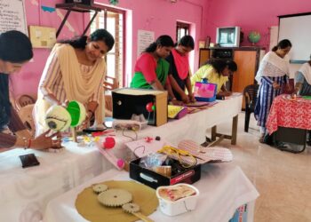 ഭിന്നശേഷി കുട്ടികൾക്കായി പഠനോപകരണങ്ങൾ നിർമ്മിച്ച് സ്പെഷ്യൽ എഡ്യൂക്കേറ്റർമാർ