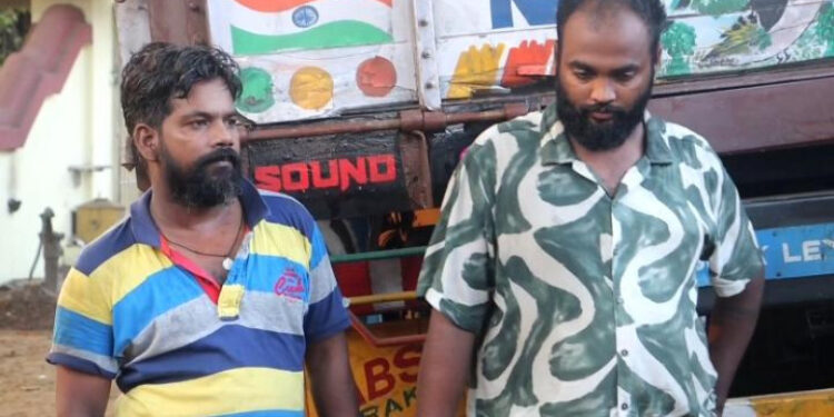 കൊടുങ്ങല്ലൂരിൽ വൻ കഞ്ചാവ് വേട്ട; ലോറിയിൽ കടത്തുകയായിരുന്ന നൂറ്റമ്പത് കിലോയോളം കഞ്ചാവ് പിടികൂടി