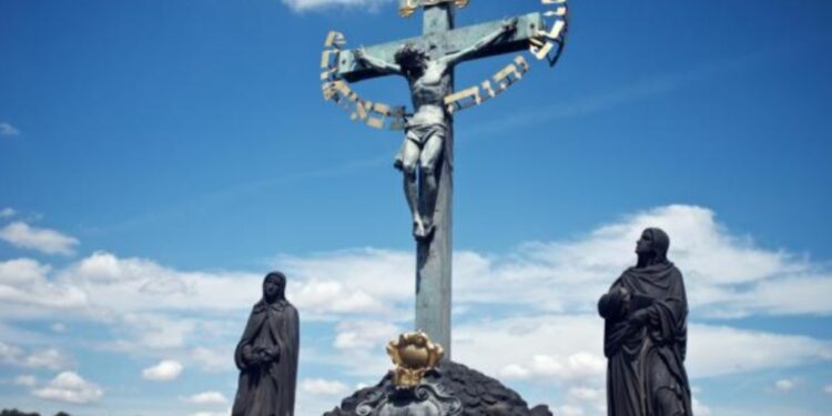 ഇന്ന് ദുഃഖ വെള്ളി. യേശു ക്രിസ്തുവിന്റെ പീഡാനുഭവത്തിന്റെയും മരണത്തിന്റെയും ഓർമ്മ ദിവസം