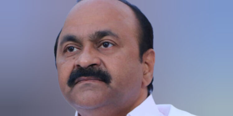 സംഘപരിവാർ സിപിഎം ബന്ധത്തിന്റെ ഇടനിലക്കാരൻ മുൻ ഡിജിപി ബഹ്റ; സതീശൻ