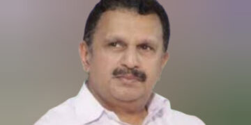സമരാഗ്നിയുടെ സമാപന വേദിയിൽ; ദേശീയഗാനം തെറ്റിച്ചു പാടിയതിൽ പരിഹാസ പ്രതികരണവുമായി പാലോട് രവി’ക്കെതിരെ കെ മുരളീധരൻ