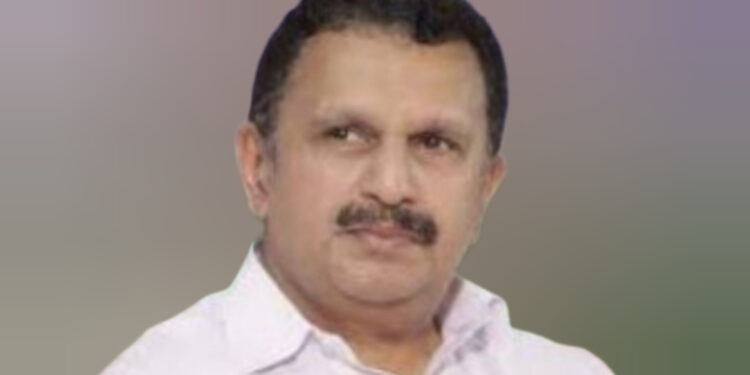 സമരാഗ്നിയുടെ സമാപന വേദിയിൽ; ദേശീയഗാനം തെറ്റിച്ചു പാടിയതിൽ പരിഹാസ പ്രതികരണവുമായി പാലോട് രവി’ക്കെതിരെ കെ മുരളീധരൻ