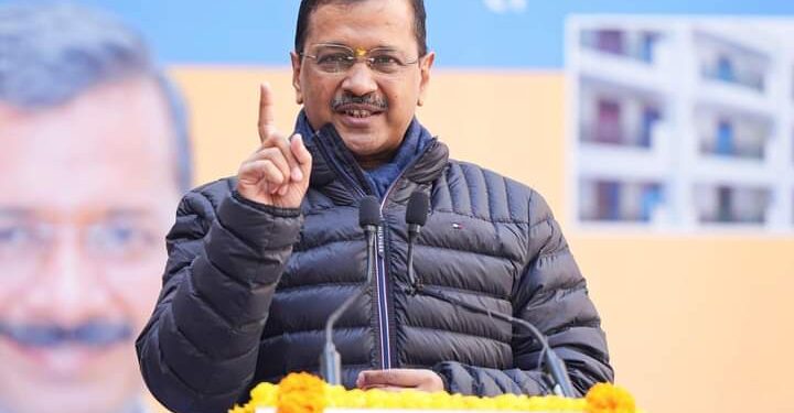 എക്സൈസ് നയവുമായി ബന്ധപ്പെട്ട കള്ളപ്പണം വെളുപ്പിക്കൽ കേസിൽ; കെജ്രിവാളിന് സമൻസ് അയച്ച് ഡൽഹി കോടതി