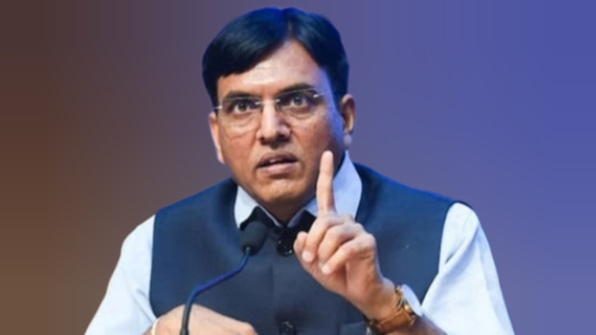 കോവിഡ് പ്രതിരോധ വാക്സിനുകൾ ഹൃദയാഘാതത്തിന് കാരണമാകുന്നില്ലെന്ന്; കേന്ദ്ര ആരോഗ്യമന്ത്രി മൻസൂഖ് മാണ്ഡവ്യ