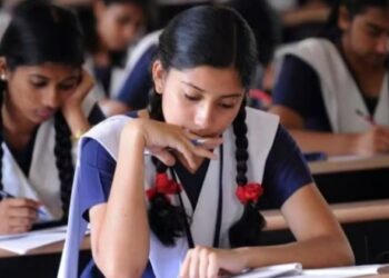 വർഷത്തിൽ രണ്ടു വട്ടം ബോർഡ് എക്സാം നടത്തുന്നത്: സിബിഎസ്ഇയുടെ പരിഗണനയിൽ