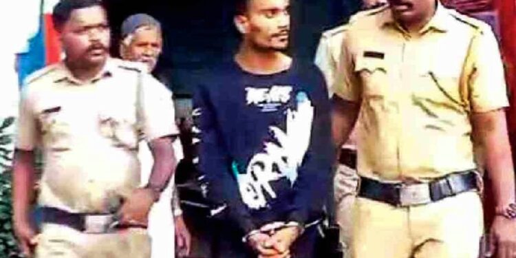 കസ്റ്റഡിയില്‍നിന്ന് രക്ഷപ്പെട്ട പ്രതി പൊലീസിൽ കീഴടങ്ങി