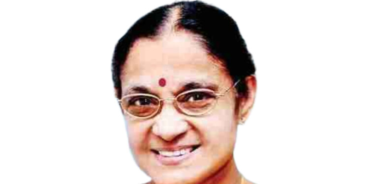 ഡോ. ശാന്ത വാര്യർ (84)