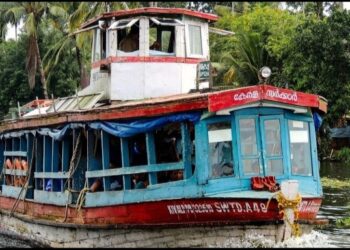 ഒരുമാസമായി മുടങ്ങിയ: കോട്ടയം ആലപ്പുഴ ബോട്ട് സര്വീസ് പുനരാംഭിച്ചു