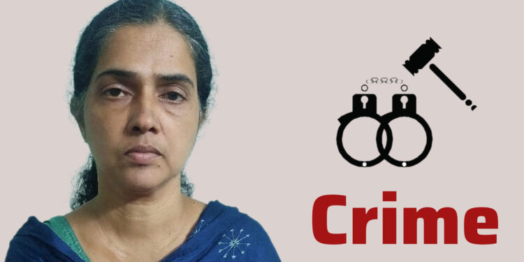 മുക്കുപണ്ടം പണയം വച്ച് ലക്ഷങ്ങൾ തട്ടിയ കേസിൽ മധ്യവയസ്ക അറസ്റ്റിൽ