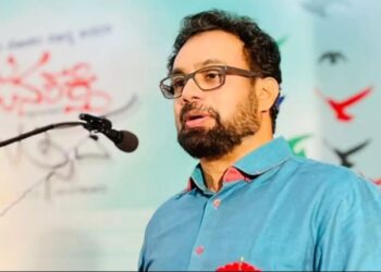 സോളാർ സമരം ഒത്തുതീർപ്പാക്കിയത് ജോൺ ബ്രിട്ടാസ് ഇടപെട്ട് വെളിപ്പെടുത്തലുമായി മാധ്യമപ്രവർത്തകൻ: ജോൺ മുണ്ടക്കയം