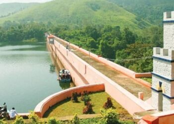 മുല്ലപ്പെരിയാറിൽ പുതിയ അണക്കെട്ടിന് അനുമതി തേടി കേരളം: പ്രതിഷേധവുമായി തമിഴ്നാട്