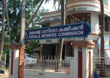 സ്കൂളുകളില് ഇന്റേണല് കമ്മറ്റി രൂപീകരിച്ചെന്ന് ഉറപ്പാക്കണം’; വിദ്യാഭ്യാസ വകുപ്പിന് വനിതാ കമ്മിഷന്റെ ശുപാര്ശ