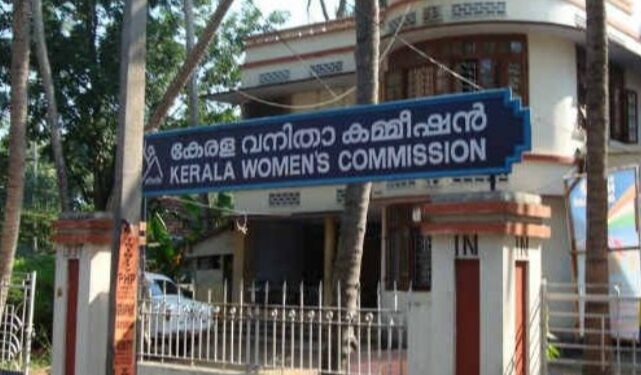 സ്‌കൂളുകളില്‍ ഇന്റേണല്‍ കമ്മറ്റി രൂപീകരിച്ചെന്ന് ഉറപ്പാക്കണം’; വിദ്യാഭ്യാസ വകുപ്പിന് വനിതാ കമ്മിഷന്റെ ശുപാര്‍ശ