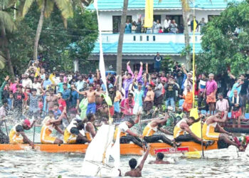രാജപ്രമുഖൻ ട്രോഫി ആയാപറമ്പ്​ വലിയ ദിവാൻജിക്ക്