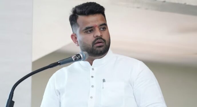 ലൈംഗിക പീഡന കേസുകളിൽ: പ്രജ്വൽ രേവണ്ണയെ ജൂലൈ 8 വരെ 14 ദിവസത്തെ ജുഡീഷ്യൽ കസ്റ്റഡിയിൽ വിട്ടു