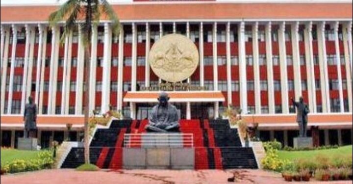 വാർഡ് വിഭജന ബില്ലുകൾ ഗവർണർ ഒപ്പിട്ടു: നിയമമാകും മുൻപു തന്നെ ഡീലിമിറ്റേഷൻ കമ്മീഷൻ രൂപീകരിച്ച് സർക്കാർ