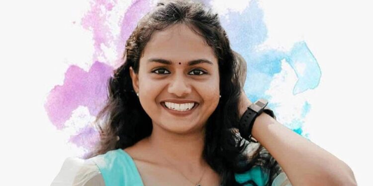 ബന്ധു വീട്ടിലെ കുളിമുറിയിൽ ആത്മഹത്യക്ക് ശ്രമിച്ച യുവതി മരിച്ചു