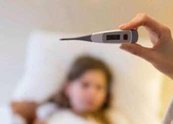 പനി ബാധിച്ച കേരളം: ജൂൺ മാസം മാത്രം ഒരു ലക്ഷത്തിലധികം പനി കേസുകൾ റിപ്പോർട്ട് ചെയ്തു